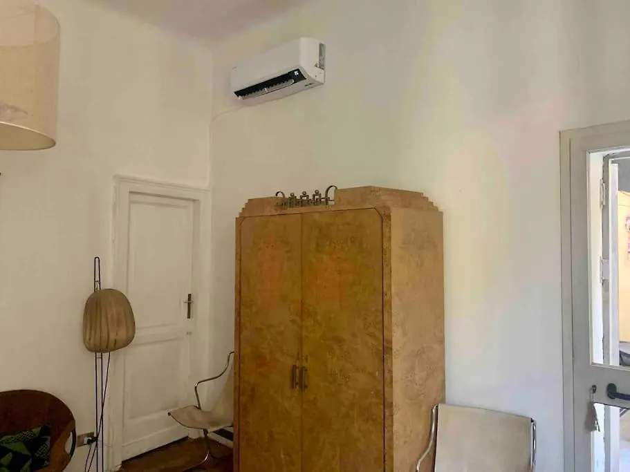 Top Location Naviglio Apartment With Terrace Milan Italy
