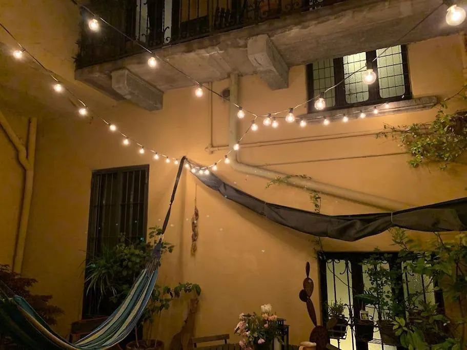 Top Location Naviglio Apartment With Terrace Milan