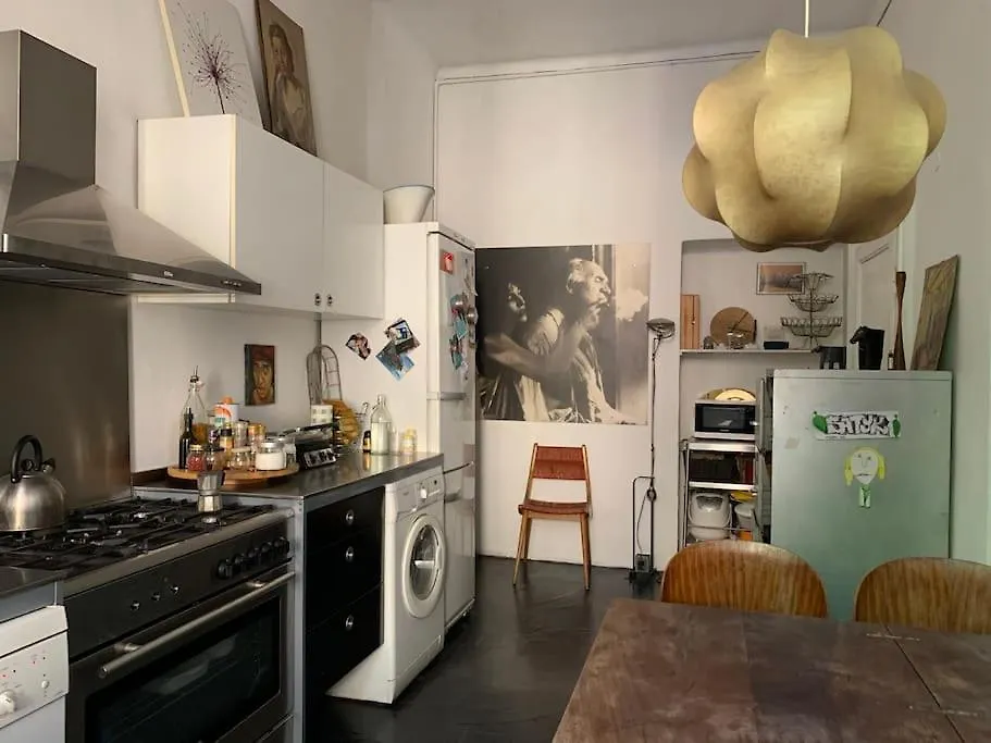 Top Location Naviglio Apartment With Terrace Milan