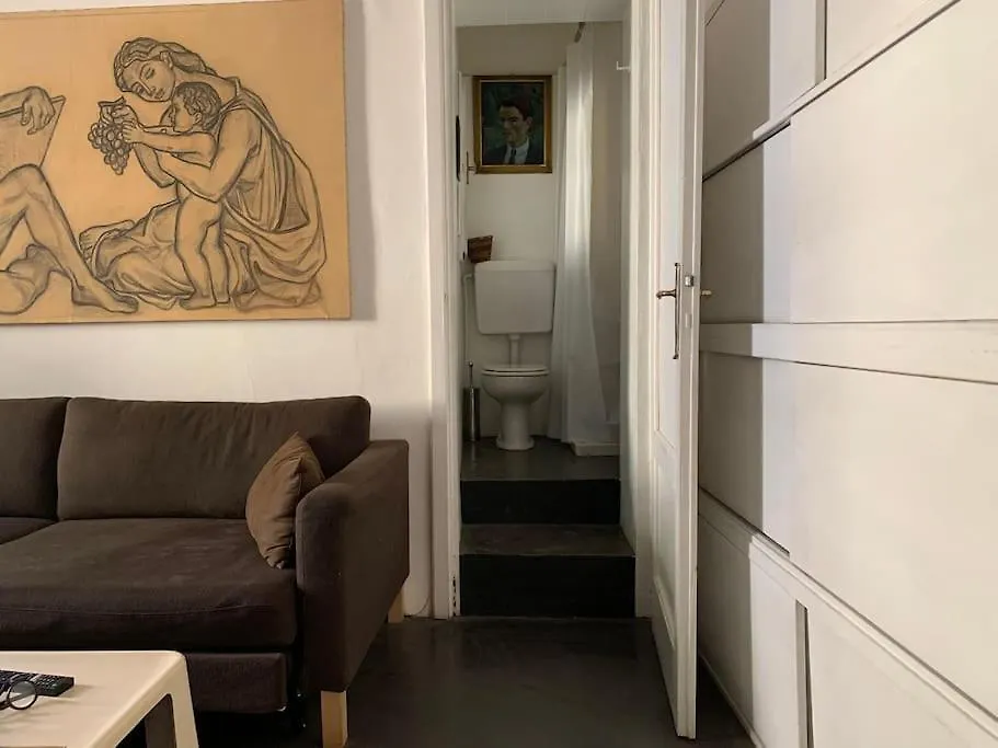 Top Location Naviglio Apartment With Terrace Milan